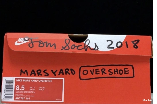 Yard Sachs' AH7767-101 - Mars Overshoe Nike 'Tom 1002